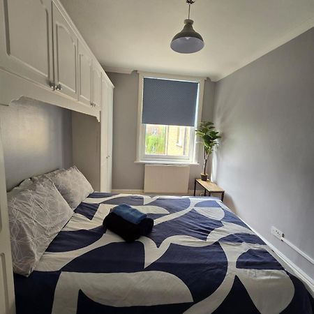 Great Flat Close To Edgware Road London Exterior foto