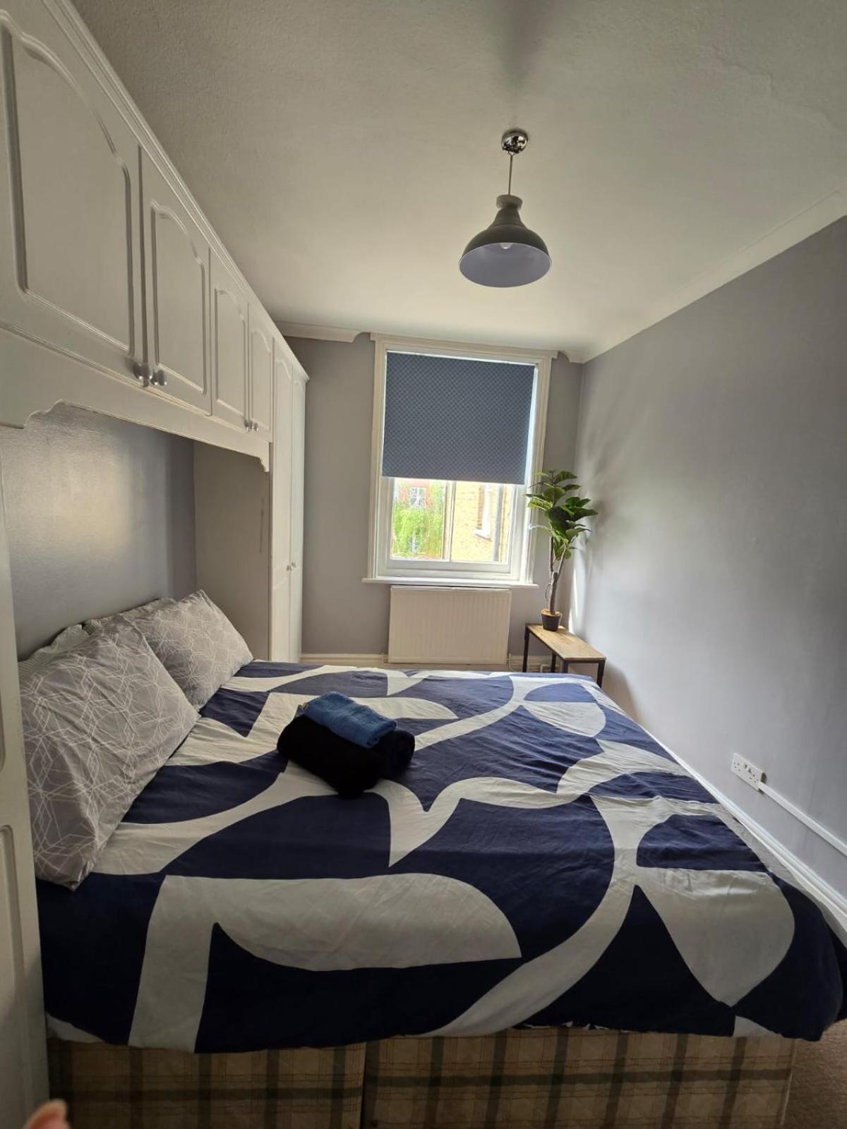 Great Flat Close To Edgware Road London Exterior foto