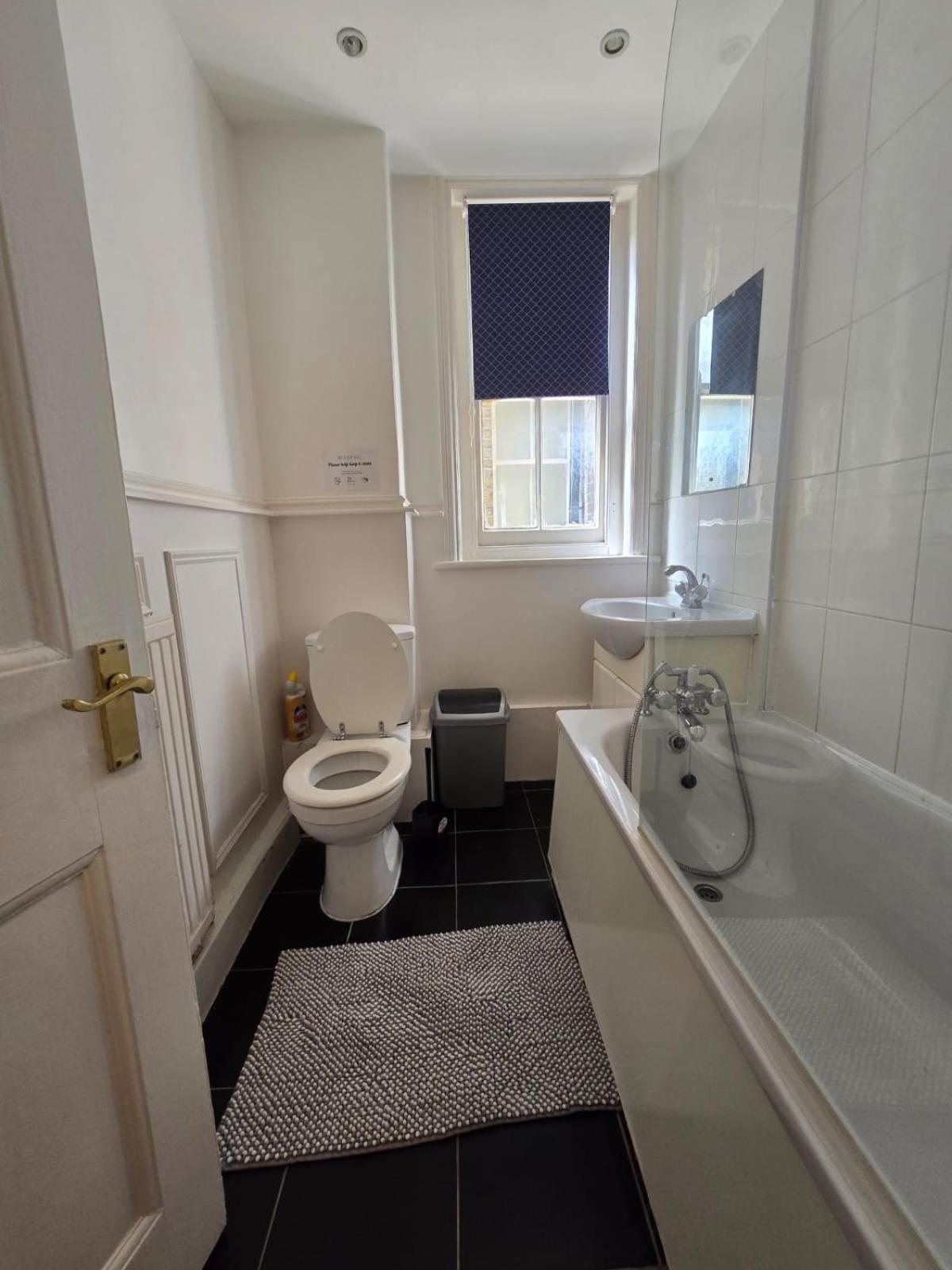 Great Flat Close To Edgware Road London Exterior foto