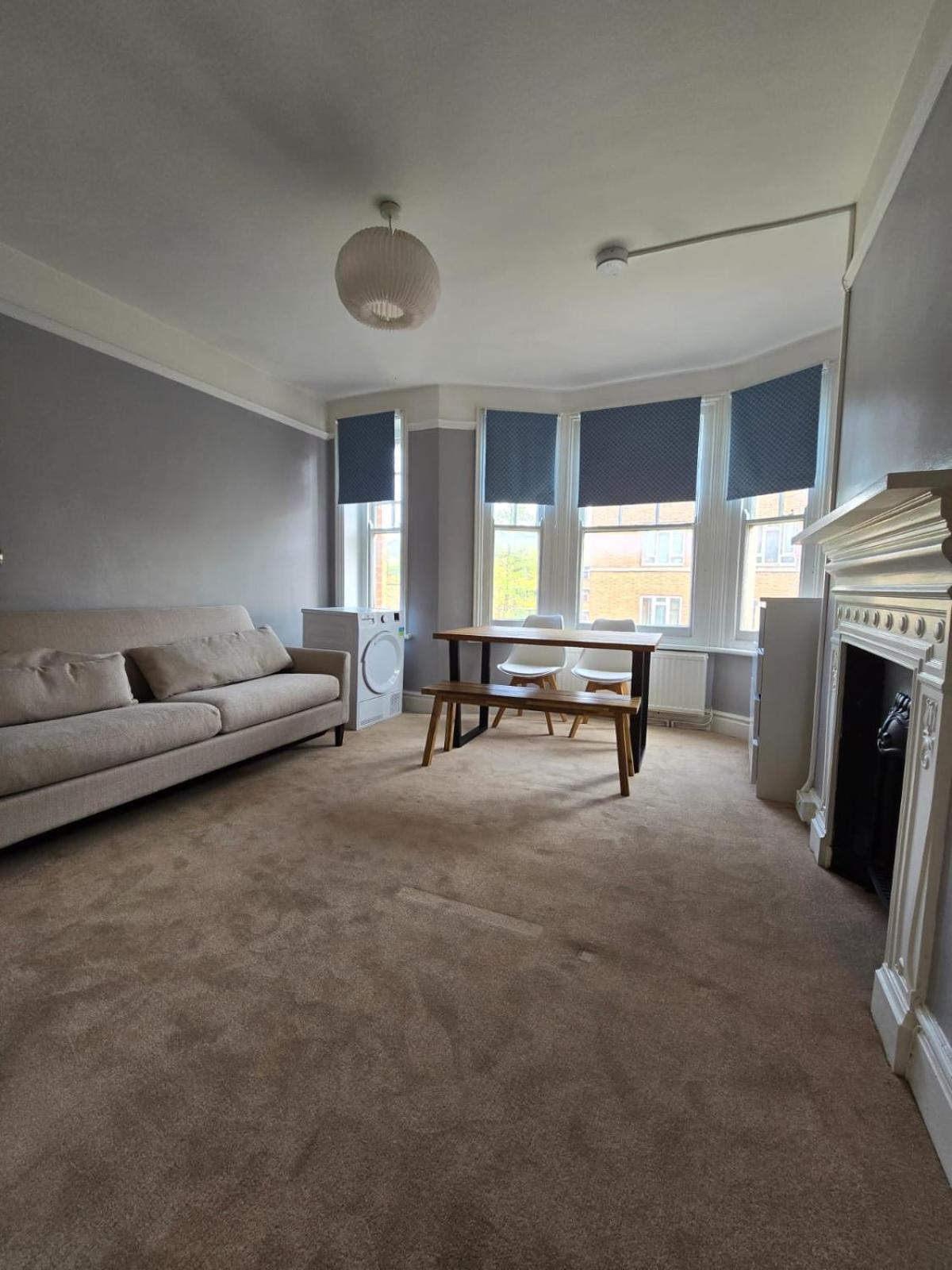Great Flat Close To Edgware Road London Exterior foto